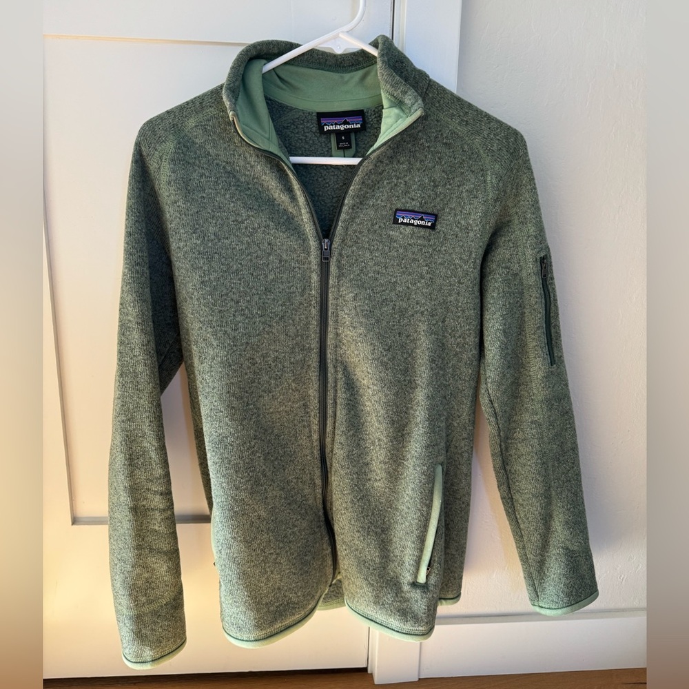 Green Patagonia jacket